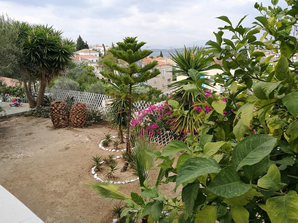 Villa Metaxa Spetses Town Екстер'єр фото