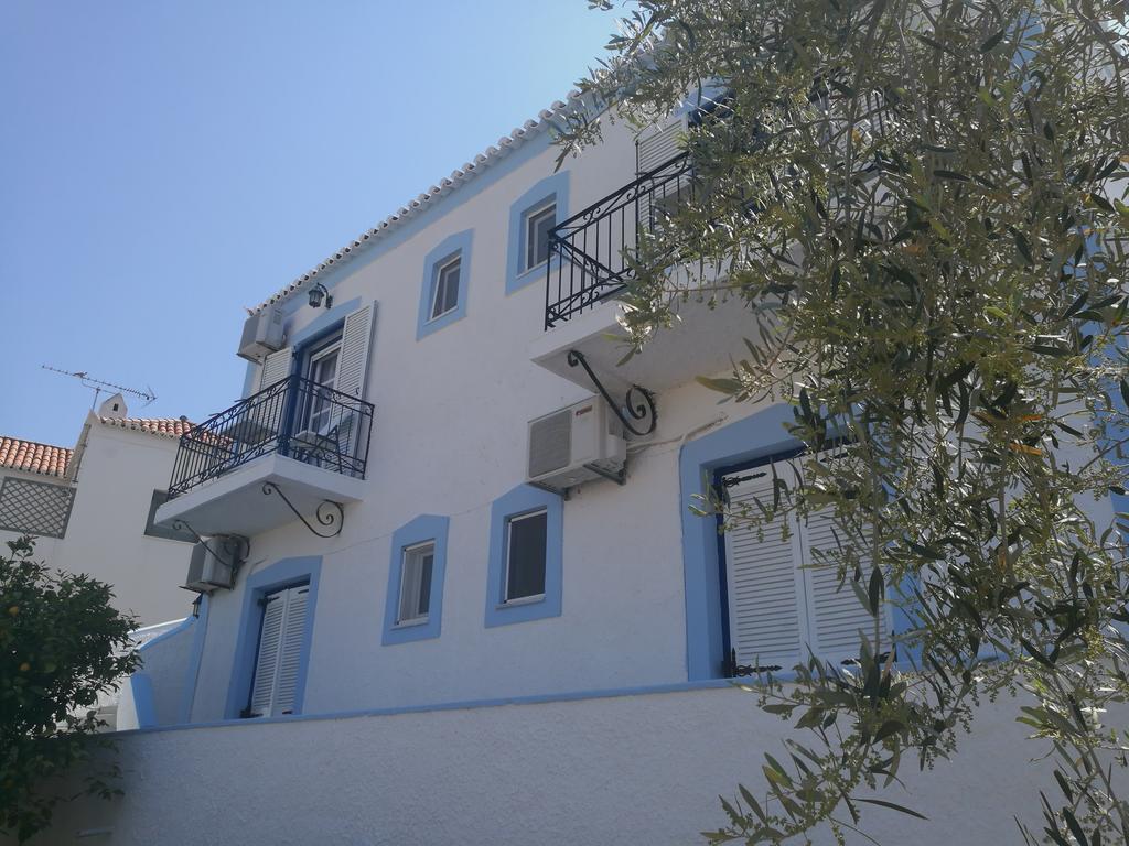 Villa Metaxa Spetses Town Екстер'єр фото
